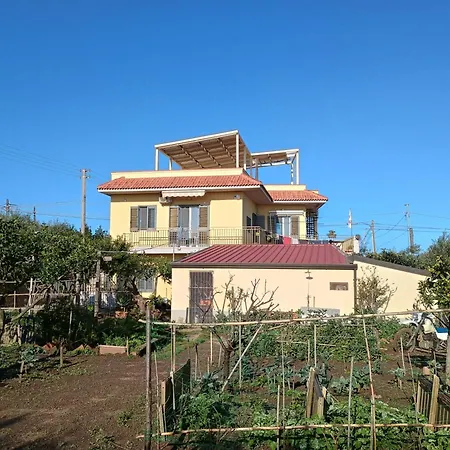 Vanedda Di Mari Apartmán *