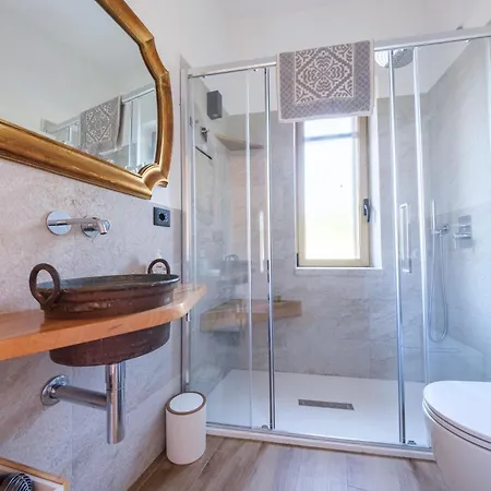 Vanedda Di Mari Apartmán *