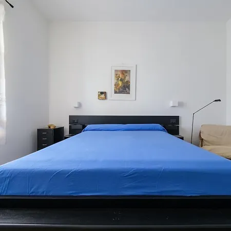 Vanedda Di Mari Apartmán *